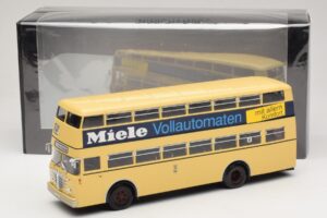 Bussing D2U Heckturen Miele Minichamps 1:43 439071086 Metal - imagen 6 de 6