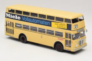 Bussing D2U Heckturen Miele Minichamps 1:43 439071086 Metal - imagen 4 de 6