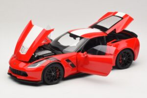 Chevrolet Corvette C7 Grand Sport Rojo con Rayas Blancas AUTOart 1:18 71274 Compuesto - imagen 2 de 8