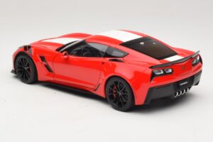 Chevrolet Corvette C7 Grand Sport Rojo con Rayas Blancas AUTOart 1:18 71274 Compuesto - imagen 7 de 8