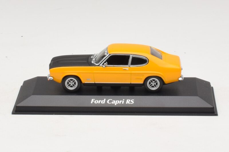 Ford Capri Mk1 RS Amarillo con Capó Negro Maxichamps 1:43 Ford Capri Mk1 RS Amarillo con Capó Negro Maxichamps 1:43 940085800 Metal