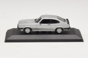 Ford Capri RS Mk1 Plata Minichamps 1:43 430085804 Metal