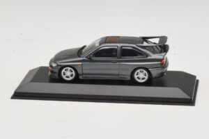 Ford Escort RS Cosworth Verde Oscuro Metalizado Minichamps 1:43 430086300 Metal