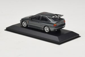 Ford Escort RS Cosworth Verde Oscuro Metalizado Minichamps 1:43 430086300 Metal - imagen 3 de 4