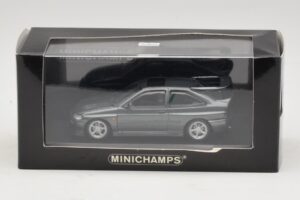 Ford Escort RS Cosworth Verde Oscuro Metalizado Minichamps 1:43 430086300 Metal - imagen 4 de 4