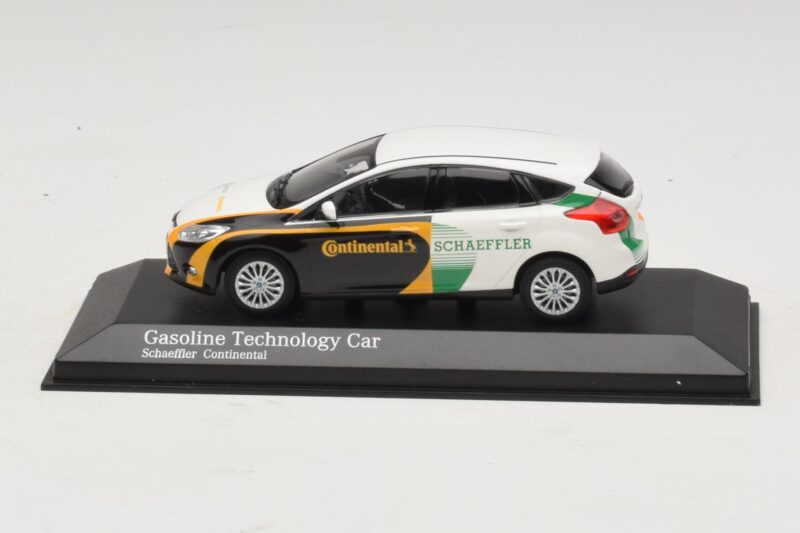 Ford Focus Coche Tecnológico de Gasolina Continental Schaeffler Minichamps 1:43 Ford Focus Coche Tecnológico de Gasolina Continental Schaeffler Minichamps 1:43 AB65A Metal