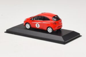 Ford Ka Mk2 Grand Prix Paquete De Estilo Rojo Minichamps 1:43 400088201 Metal - imagen 3 de 4