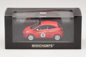 Ford Ka Mk2 Grand Prix Paquete De Estilo Rojo Minichamps 1:43 400088201 Metal - imagen 4 de 4