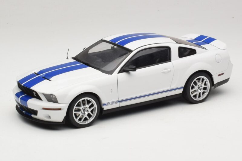 Ford Shelby Cobra GT500 Concept Blanco con Raya Azul AUTOart 1:18 73052 Metal