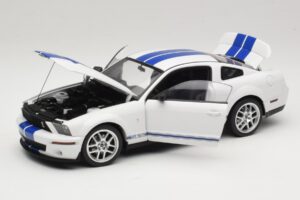 Ford Shelby Cobra GT500 Concept Blanco con Raya Azul AUTOart 1:18 73052 Metal - imagen 2 de 8