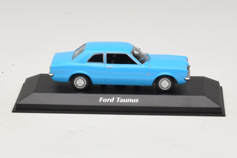 Ford Taunus TC Coupé Azul Claro Maxichamps 1:43 Ford Taunus TC Coupé Azul Claro Maxichamps 1:43 940081301 Metal