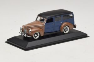 Ford V8 De Luxe Woody Station Wagon Marrón Azul Minichamps 1:43 400082112 Metal - imagen 2 de 4