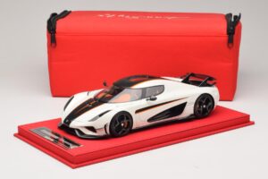 Koenigsegg Regera Blanco con Carbono Negro FrontiArt 1:18 REMC043 Resina - imagen 7 de 7