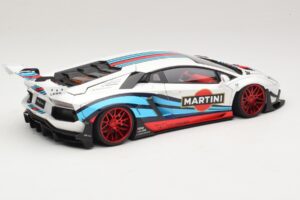 Lamborghini Aventador LB Works Martini Livery AUTOart 1:18 79185 Compuesto - imagen 3 de 8