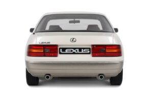 Lexus LS 400 XF10 Diamond White Pearl Otto 1:18 OT1277 Resina - imagen 5 de 5