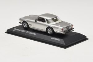Maserati 5000 GT Allemano Plata Minichamps 1:43 437123324 Metal - imagen 3 de 4