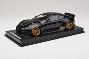Maserati GranTurismo Liberty Walk Negro con Llantas Doradas AB Models 1:18 MAS-LB08-C Resina
