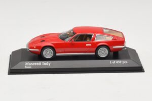 Maserati Indy Rojo Minichamps 1:43 437123120 Metal
