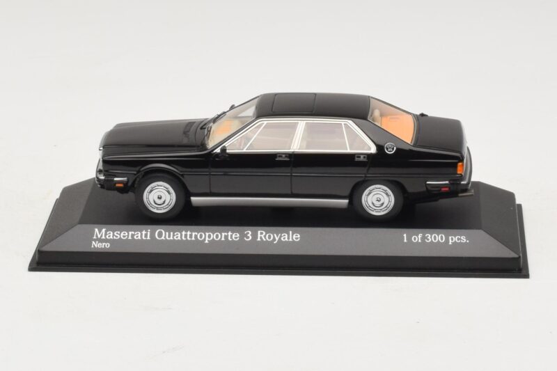 Maserati Quattroporte III Royale Negro Minichamps 1:43 437123501 Metal