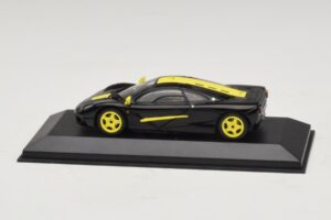 McLaren F1 Negro Con Rayas Amarillas Minichamps 1:43 MCLAREN004 Metal - imagen 3 de 4