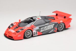 McLaren F1 GTR Lark #44 Tsuchiya / Ayles 24 Hours of Le Mans 1997 Minichamps 1:18 530133744 Metal