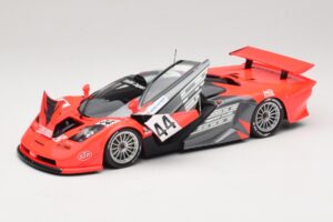 McLaren F1 GTR Lark #44 Tsuchiya / Ayles 24 Hours of Le Mans 1997 Minichamps 1:18 530133744 Metal - imagen 2 de 8