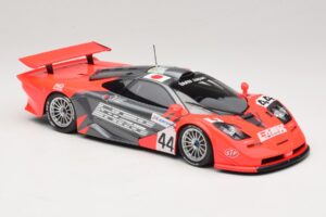 McLaren F1 GTR Lark #44 Tsuchiya / Ayles 24 Hours of Le Mans 1997 Minichamps 1:18 530133744 Metal - imagen 6 de 8