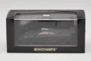McLaren F1 GTR Longtail Negro Mate 1997 Minichamps 1:43 MCLAREN010 Metal - imagen 4 de 4