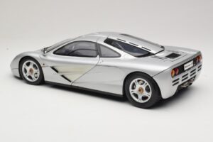 McLaren F1 Plata Minichamps 1:12 530133123 Metal - imagen 7 de 8