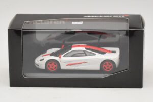 McLaren F1 Blanco Con Rayas Rojas Minichamps 1:43 MCLAREN003 Metal - imagen 3 de 4