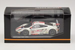 McLaren MP4-12C GT3 #11 Art Grand Prix Leclerc / Parisy 24 Hours of Spa 2013 Minichamps 1:43 437131311 Metal - imagen 4 de 4