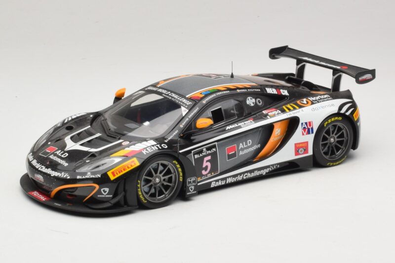 McLaren MP4-12C GT3 #5 D. Wauters 24 Hours of Spa 2013 Minichamps 1:18 151131305 Metal