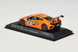 McLaren MP4-12C GT3 #69 Dorr Motorsport Adams / S. Asch 24 Hours of Nurburgring 2014 Minichamps 1:43 437141369 Metal - imagen 3 de 4