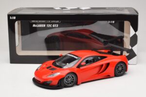 McLaren MP4-12C GT3 Rojo 2013 Minichamps 1:18 151121392 Metal - imagen 6 de 6