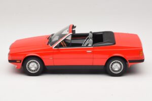 Mercedes 300 Descapotable Rojo Oscuro Minichamps 1:43 437032131 Metal - imagen 3 de 6