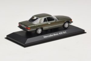 Mercedes 450 SLC C107 Verde Oscuro Metalizado Maxichamps 1:43 940033420 Metal - imagen 2 de 4