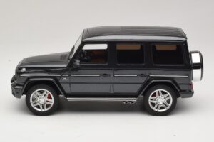 Mercedes AMG G63 W463 Negro GT Spirit 1:18 GT035 Resina - imagen 3 de 6