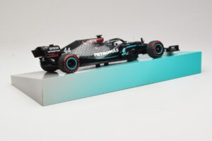 Mercedes AMG Petronas W11 EQ Performance #44 L. Hamilton 91st F1 Win Eifel GP 2020 Minichamps 1:18 113201144 Metal - imagen 3 de 6