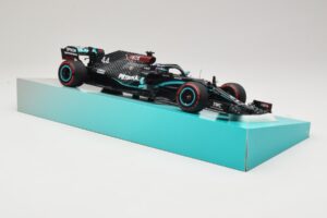 Mercedes AMG Petronas W11 EQ Performance #44 L. Hamilton 91st F1 Win Eifel GP 2020 Minichamps 1:18 113201144 Metal - imagen 4 de 6