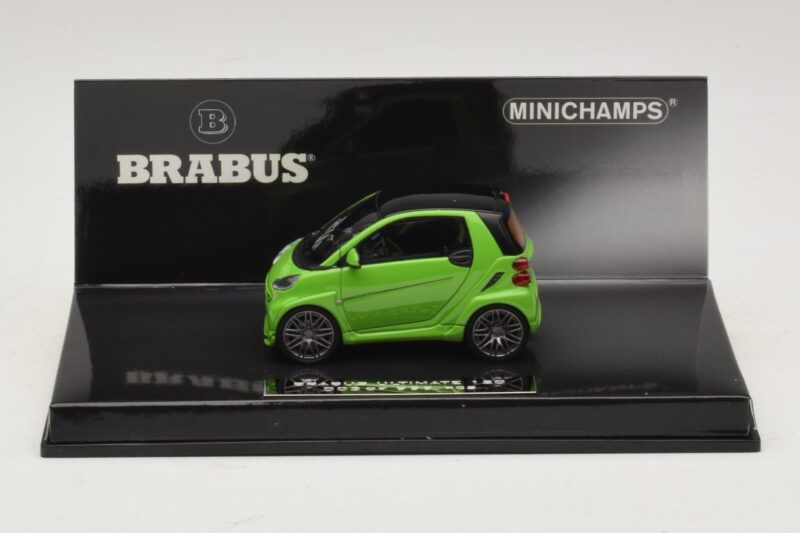 Mercedes Brabus Ultimate 120 Verde Minichamps 1:43 Mercedes Brabus Ultimate 120 Verde Minichamps 1:43 437032700 Metal