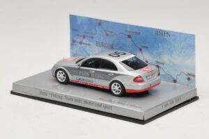 Mercedes E-Class #5 Team Auto Motor und Sport Rally Paris-Peking 2007 Minichamps 1:43 B66962261 Metal - imagen 3 de 5