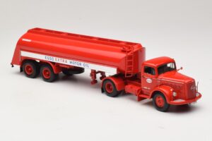 Mercedes LS315 Tanksattelzug Esso Minichamps 1:43 499034770 Metal - imagen 4 de 6