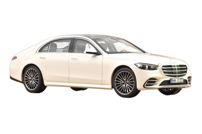 Mercedes S-Class W223 AMG Line Blanco Norev 1:18 Mercedes S-Class W223 AMG Line Blanco Norev 1:18 183807 Metal