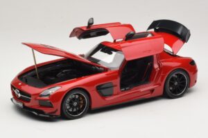 Mercedes SLS AMG C197 Black Series Rojo Minichamps 1:18 110033022 Metal - imagen 3 de 8