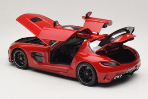 Mercedes SLS AMG C197 Black Series Rojo Minichamps 1:18 110033022 Metal - imagen 5 de 8