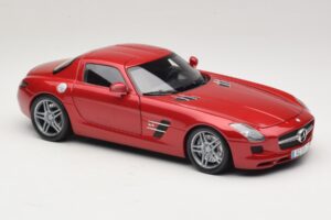 Mercedes SLS AMG C197 Rojo Metalizado Minichamps 1:18 100039020 Metal - imagen 6 de 8