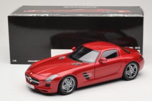 Mercedes SLS AMG C197 Rojo Metalizado Minichamps 1:18 100039020 Metal - imagen 8 de 8