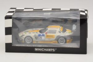 Mercedes SLS AMG GT3 #21 Rowe Racing Hartung / Heyer Nurburgring 24 Hours 2013 Minichamps 1:43 410133221 Metal - imagen 4 de 4