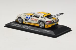 Mercedes SLS AMG GT3 #22 Rowe Racing Graf / Jager Nurburgring 24 Hours 2013 Minichamps 1:43 410133222 Metal - imagen 3 de 4