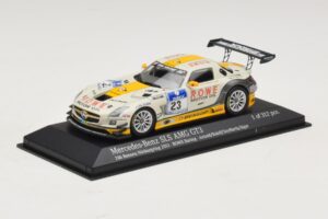 Mercedes SLS AMG GT3 #23 Rowe Racing Arnold / Roloff Nurburgring 24 Hours 2013 Minichamps 1:43 410133223 Metal - imagen 2 de 4